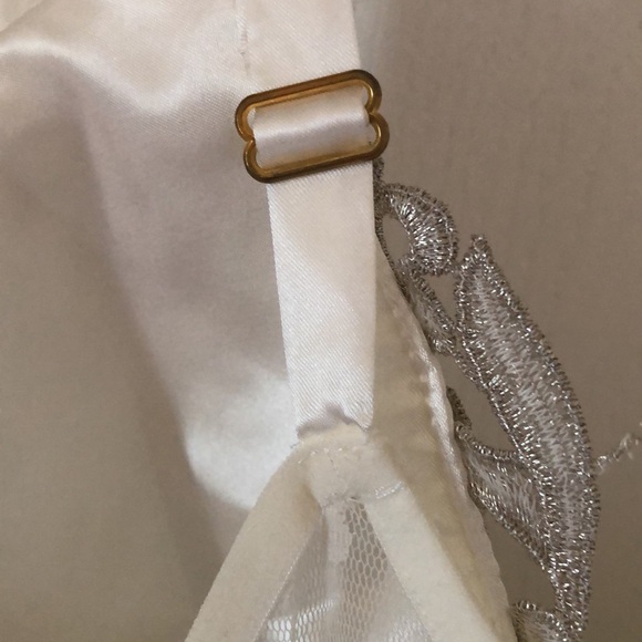 Woman’s elegant romance long slip fairy stretchy gown - Picture 14 of 15